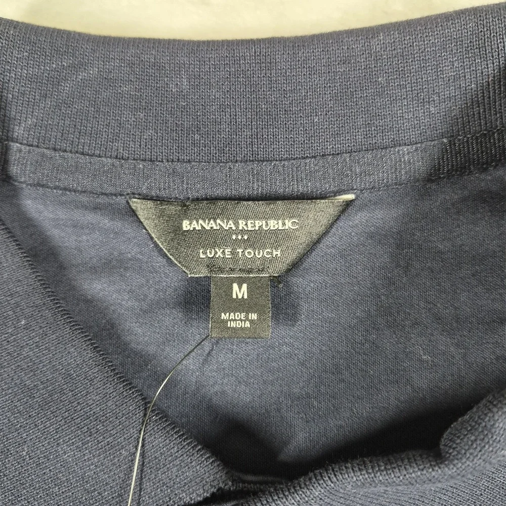 Banana Republic Luxe Touch Polo Shirt Men's Medium Blue Performance Golf NWT
